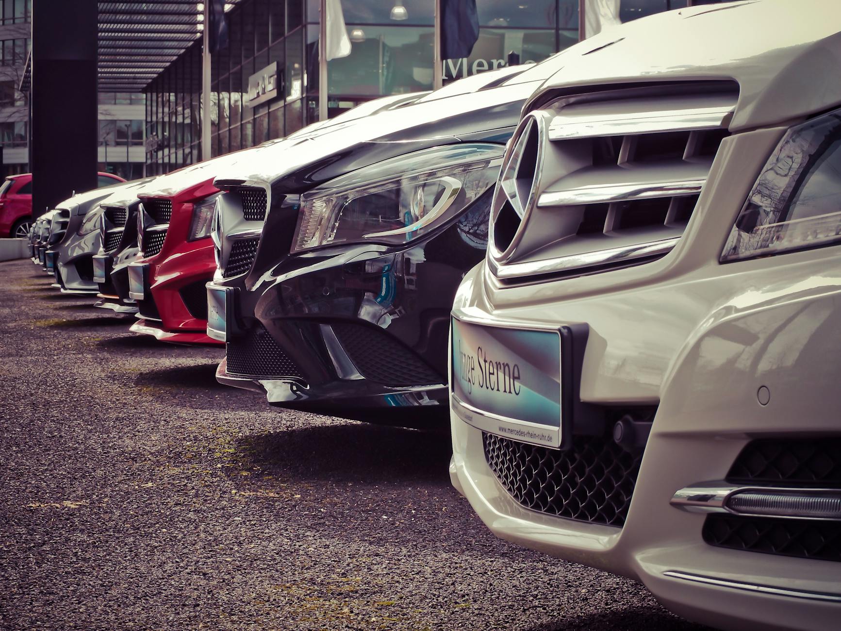 mercedes benz New cars to be delivered through CarDealHero’s nationwide car buying and lease negotiation service.