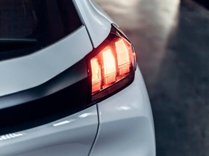 Car buying service web image